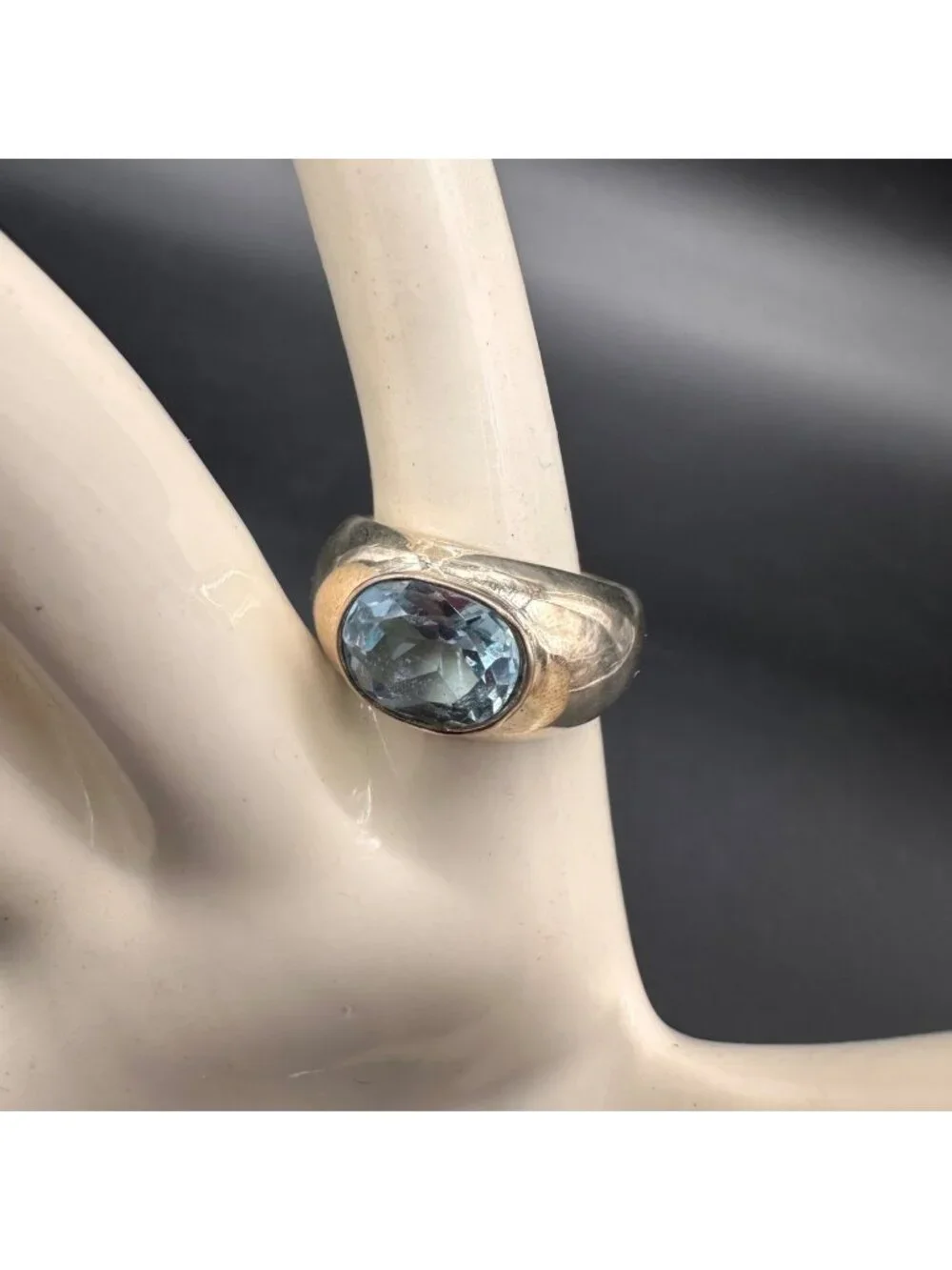 Vintage Sterling Silver Ring Oval Blue Stone Elegant Modernist Simple Size 6.75